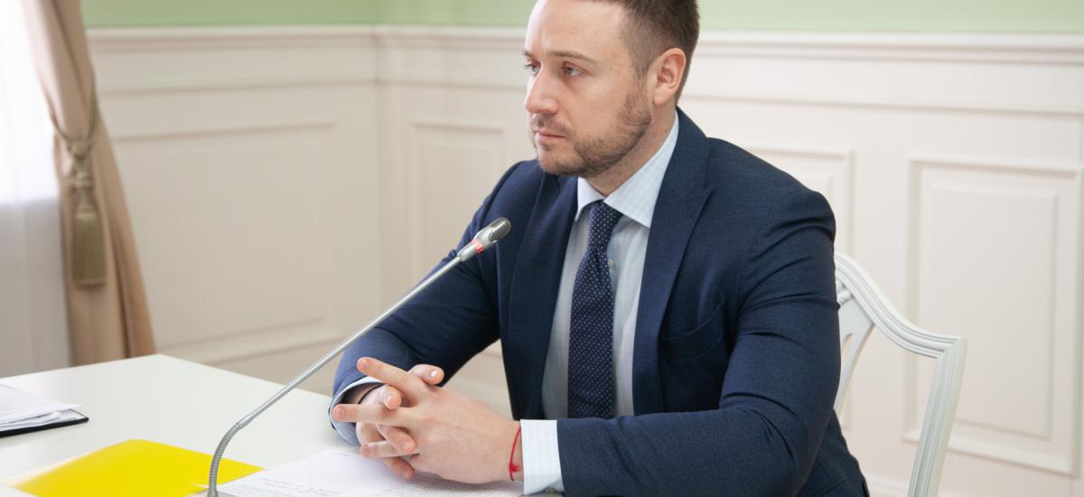 За лаштунками «Чистого міста»: як детективи НАБУ та нардепи обговорювали в Threema «аванси по слону»