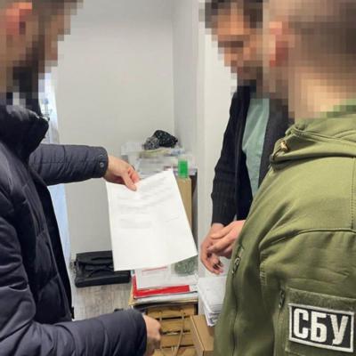 У Києві викрили групу чиновників, які розтратили соцдопомогу для важкохворих на елітні авто та нерухомість